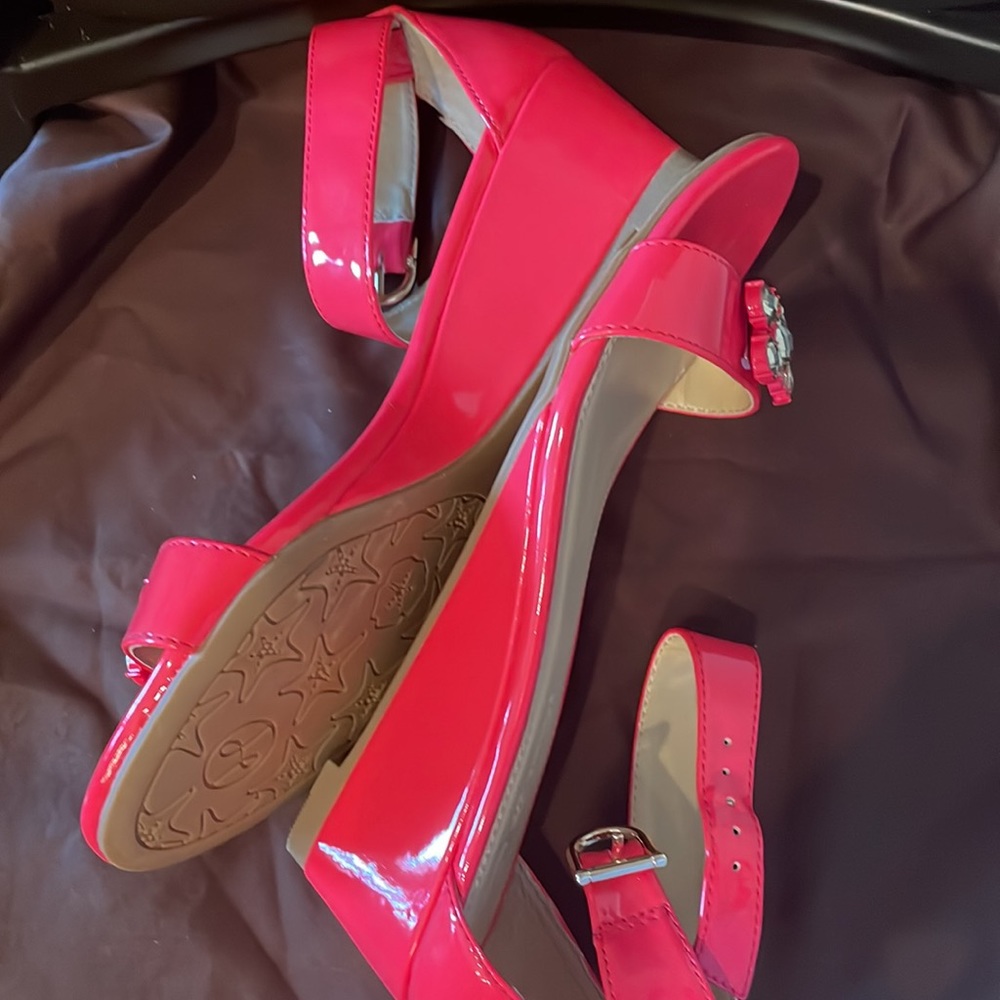 Lindsay Phillips “Mitzi” snap platform wedge sandals sz7 coral w/1 set snaps - Picture 6 of 8